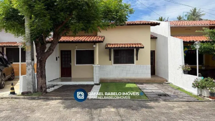 CASA PLANA EM CONDOMÍNIO COM 03 DORMITÓRIOS
