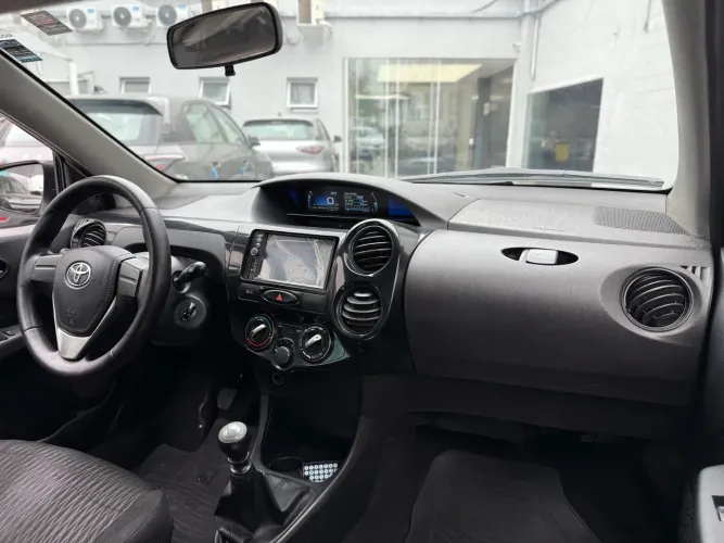 Toyota Etios X 1.3 Flex 16V 5P Mec. 2018