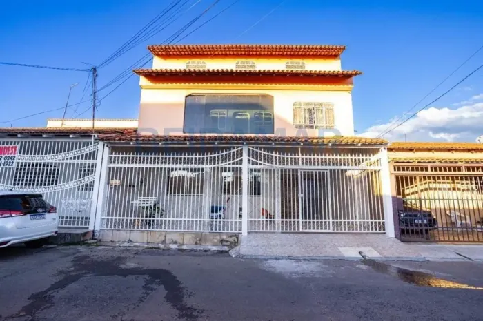 Casa para Venda em Brasília, Ceilândia Norte (Ceilândia), 6 dormitórios, 1 suíte, 4 banhei