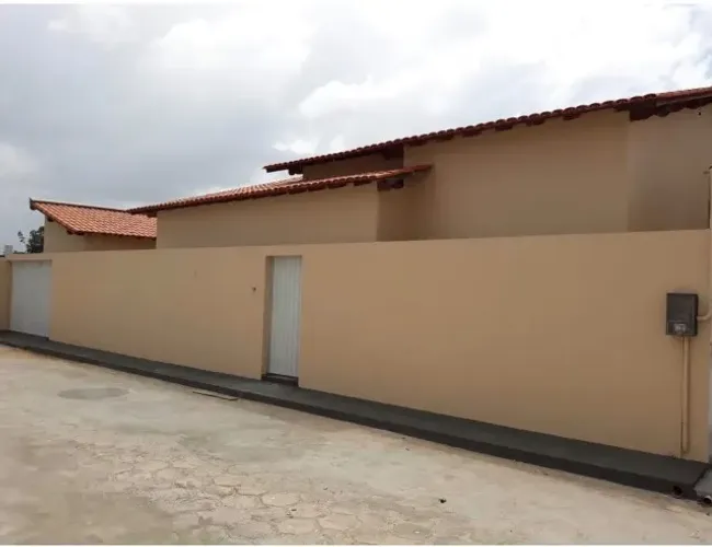 Casa pra vender no residencial professora Gercina que fica ao lado do clube da Nassau