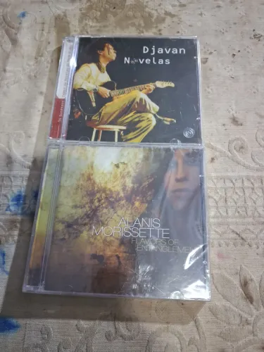 cd dijavan e alans morissett