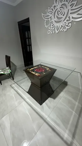 Mesa de Jantar de Vidro