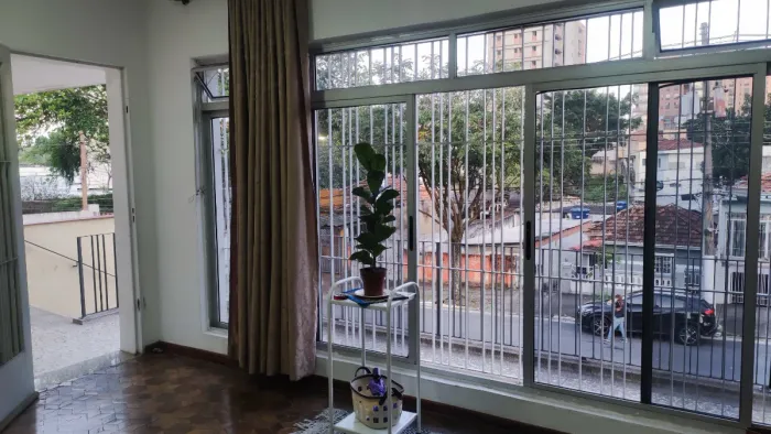 Casa para venda em Vila Ipojuca com 2 quartos, 210m²