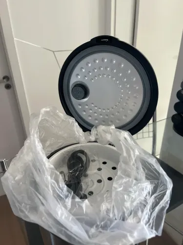 Panela de arroz elétrica novinha