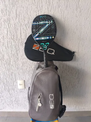 Raquete e Raqueteira zeiq 