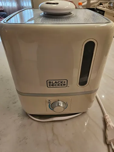 Umidificador de Ar Portátil BLACK+DECKER AIR1000 | Capacidade de 2,5L, Bivolt