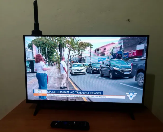 Tv Roku em Ótimo estado