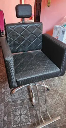 Cadeira para salão de cabeleireiro(a) e barbeiro 