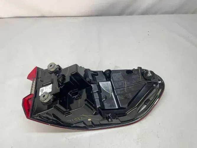 Lanterna Traseira Esquerda Bmw X5 2019 A 2023 Original Esquerdo/motorista Vermelho