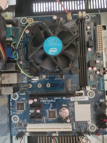 Placa Mãe PCWARE IPMH110 Pro DDR4 - LGA 1151 - Suporta M.2 e 7ª Ger