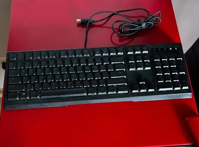 Teclado BlackWindow V4 Preto Razer