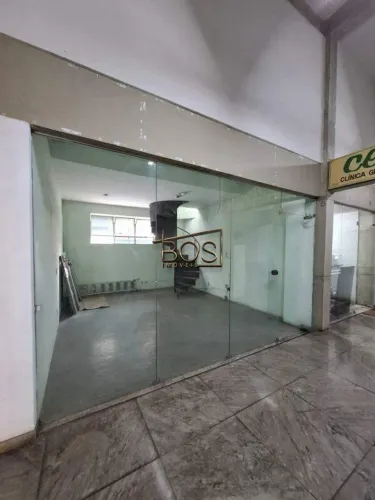 Loja e Sobreloja em Galeria próximo a Praça da Liberdade - 44 m² - Bairro: Lourdes