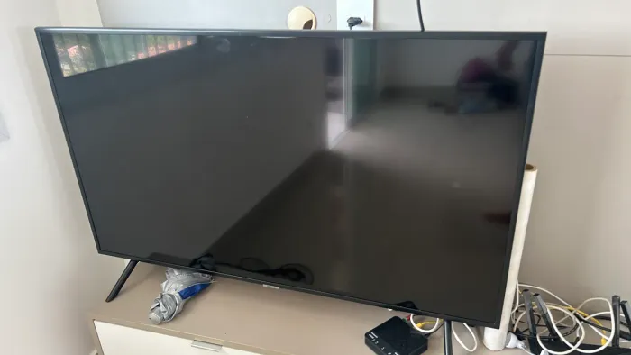 Smart TV Samsung (Retirada de Peças / Conserto) - Com Linhas na Tela