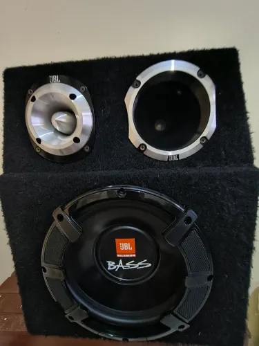 Trio JBL de qualidade