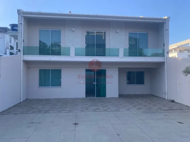 Casa com 5 quartos à venda, no Bairro Canasvieiras - Florianópolis/SC.