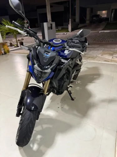 CB500F 2024 azul
