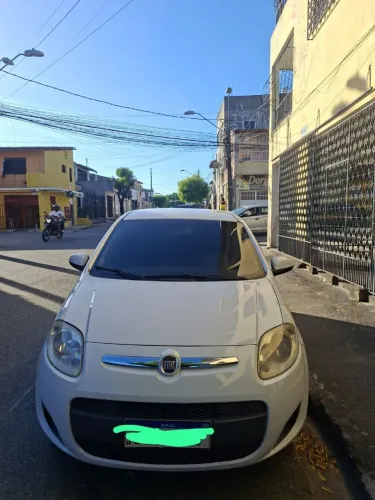 Fiat Palio Attractive 1.0 EVO Fire Flex 8V 5P 2013
