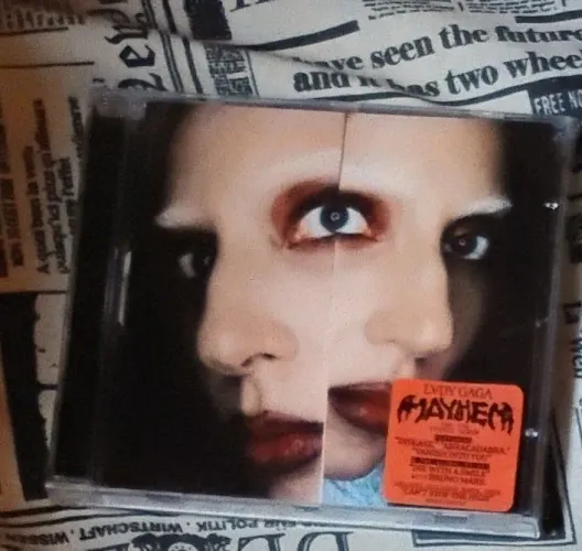 CD Lady Gaga MAYHEM (Store Exclusive)
