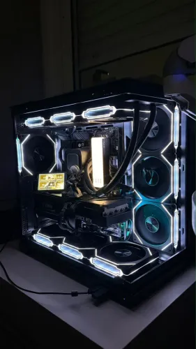 PC GAMER HIGH-END | Ryzen 7 5800X + RTX 3070 Ti