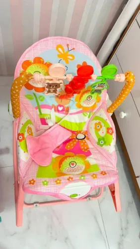 Cadeirinha de descanso de bebê