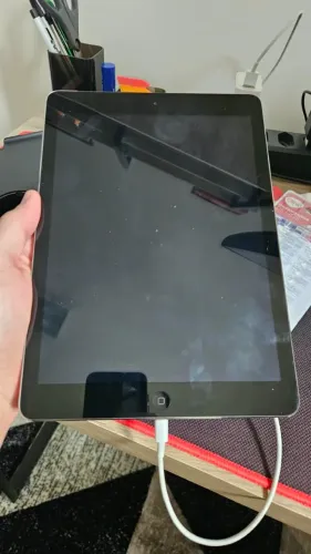 iPad Air Wi-Fi e 4G