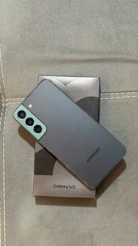 Celular s22