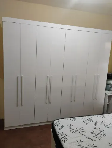 GUARDA ROUPA CASAL GRANDE 8 PORTAS , 4 GAVETAS , SEMINOVO