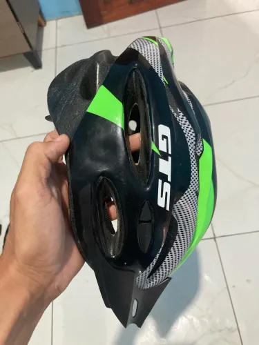 Vendo capacete para ciclista 