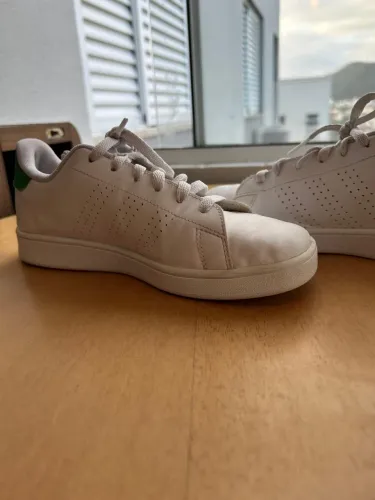 Tênis Adidas Branco 33