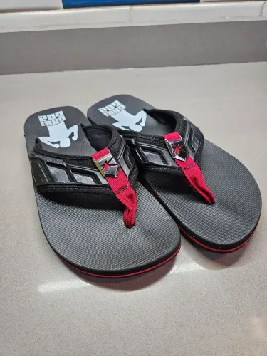 Chinelo kenner Gabgol usado