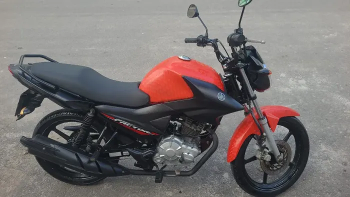 Vendo factor 125 ano 2017