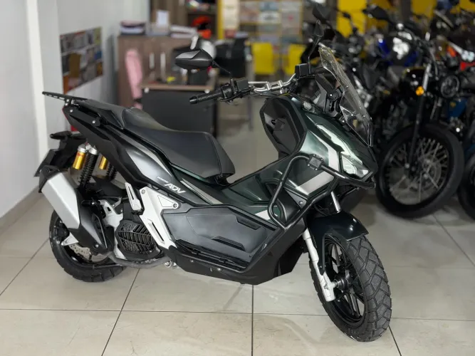Honda ADV 150 2024