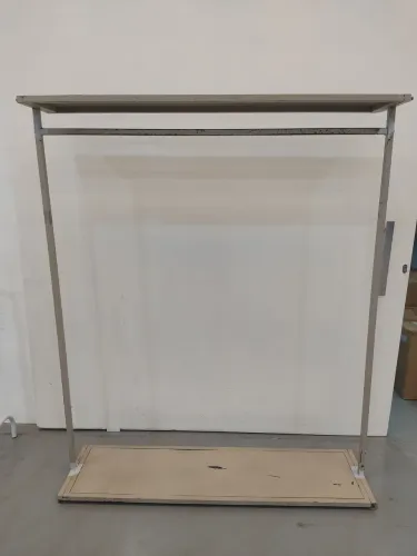 Arara de Roupa
