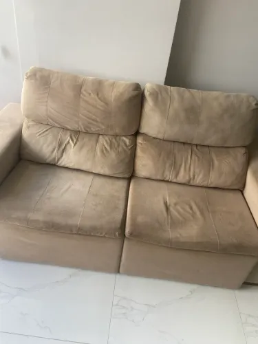 Sofá retrátil e reclinável