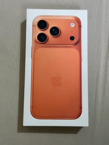 Caixa IPhone 17 Pro Laranja 