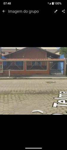 Portão e grades da fachada