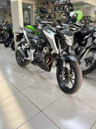 Honda CB 300f Twister Flex 2024
