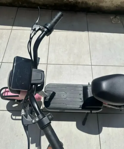Scooter elétrica Rosa Happy 350w