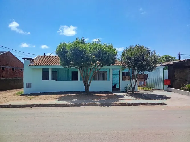 Casa a venda