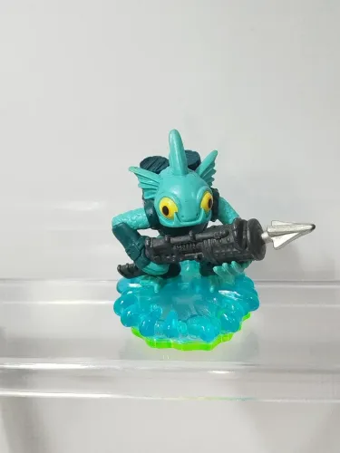 Boneco Skylanders Gill Grunt.