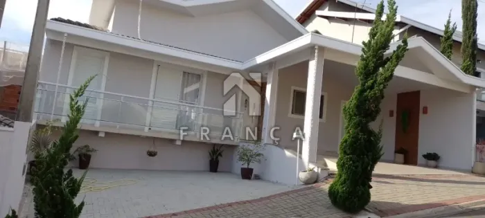 Venda - Casa Condomínio Residencial Manqntiqueira - SJCampos - Zona Norte