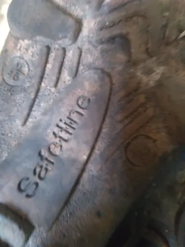 Botina pra obra pesada ou demolição,  Botina da marca safetline,  numeração da botina 44