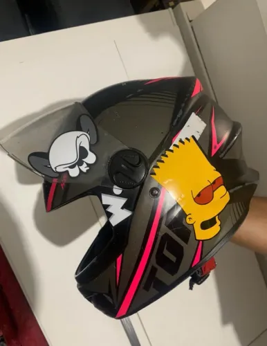 Capacete