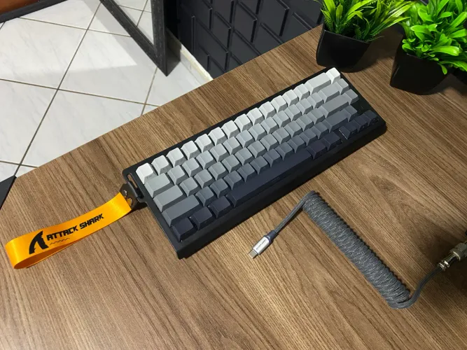 Teclado Magnético Attack Shark X68 HE (NOVO)