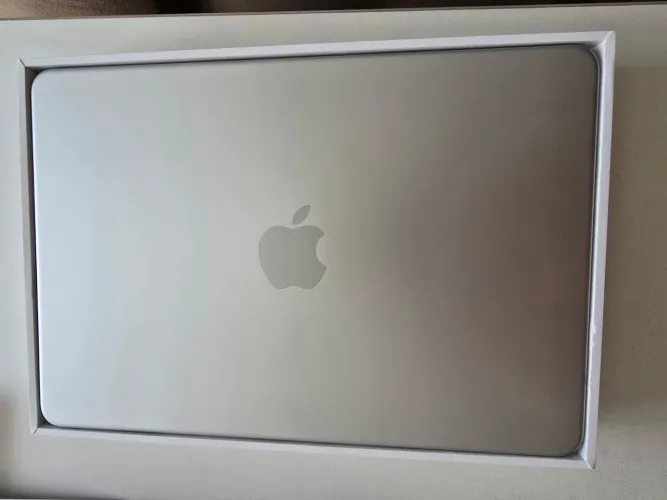 Mac book neo 2026