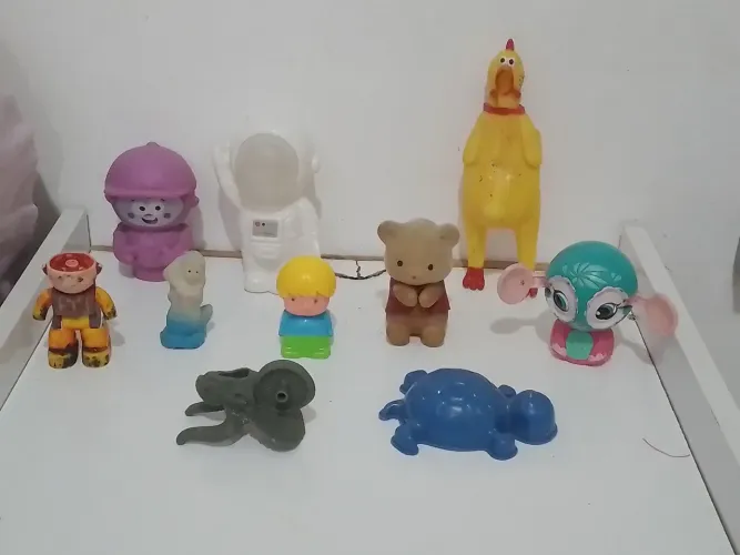 Lote de brinquedos