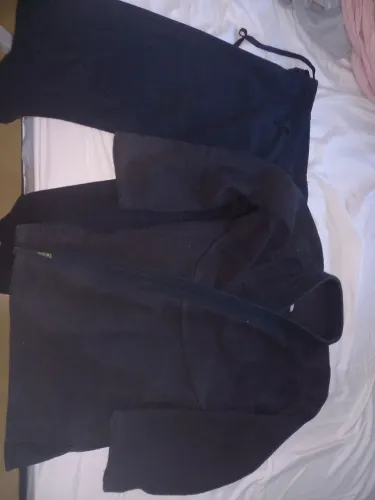 KIMONO PRETO JIU-JITSU EM PERFEITO ESTADO POUCO USO TAMANHO M
