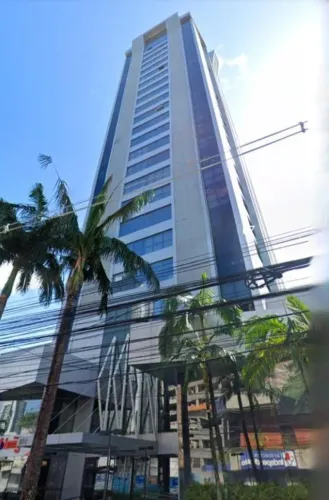 Empresarial The Plaza