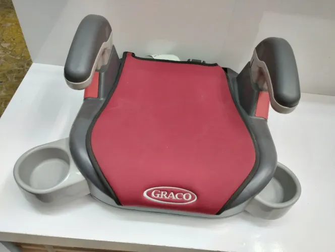Cadeira pra carro usada semi-novo