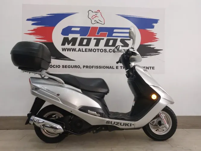 Suzuki Burgman i 2013